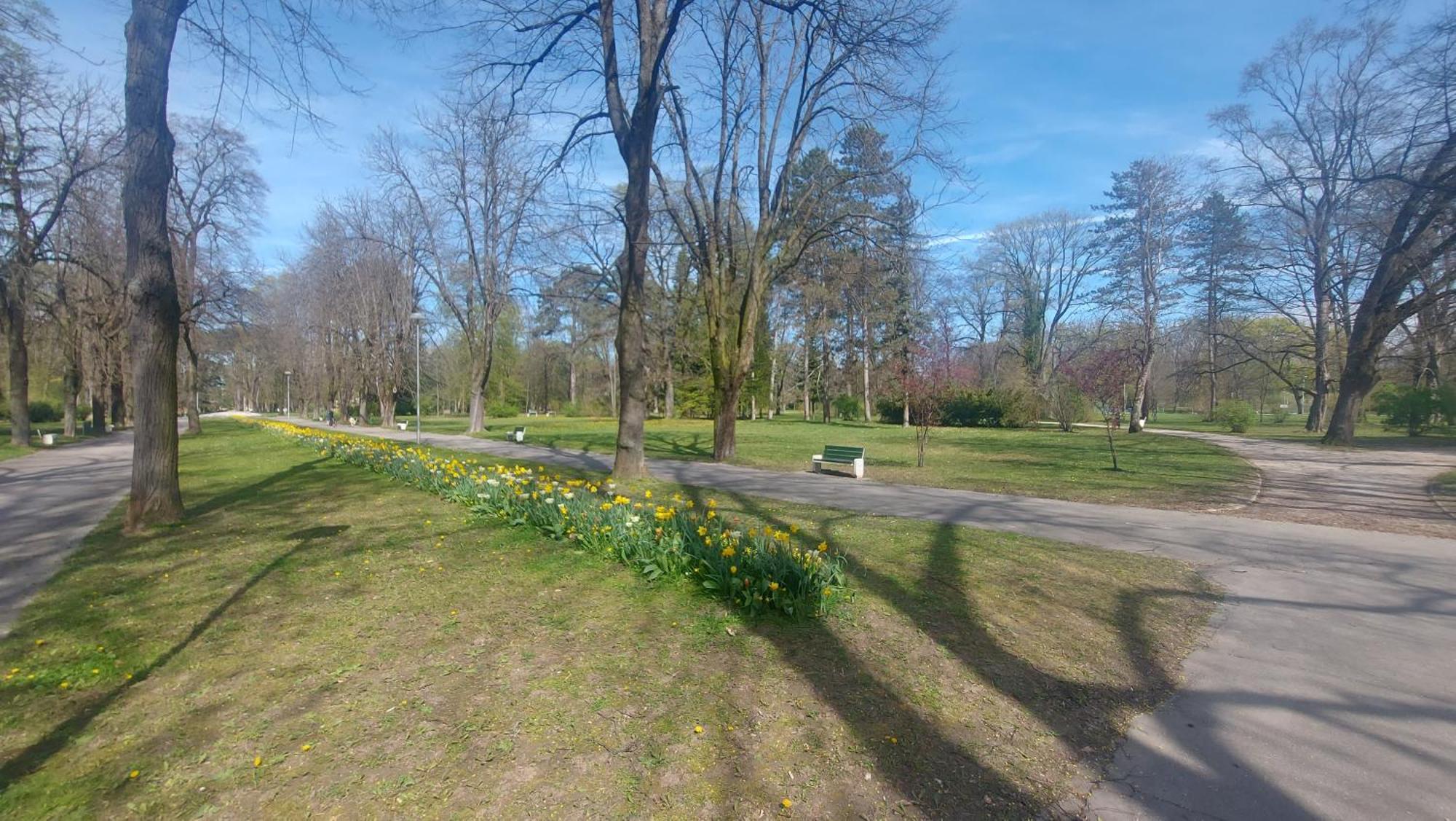 Dom Na Cervenej Vezi Villa Banka Dış mekan fotoğraf